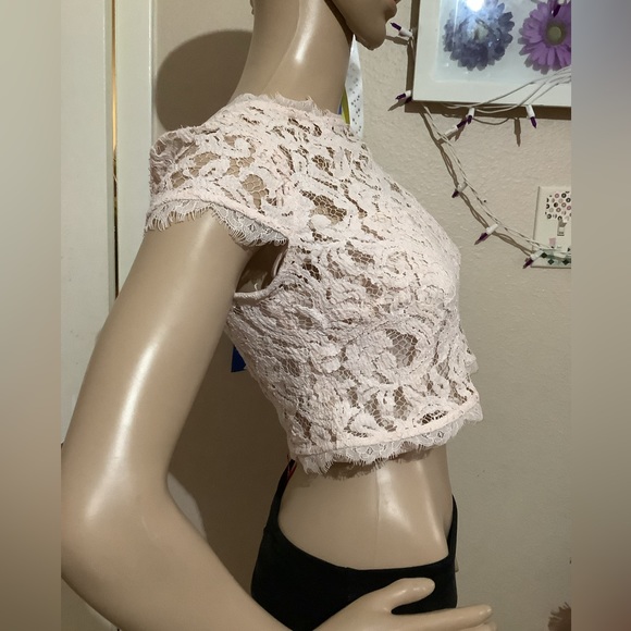 Adrianna papell crop top💗 - Picture 3 of 8